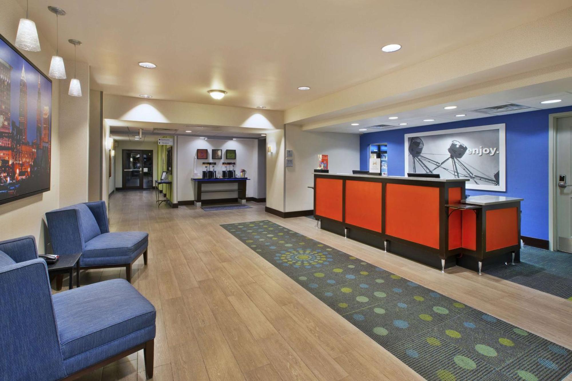 Hampton Inn & Suites - Elyria Exteriör bild